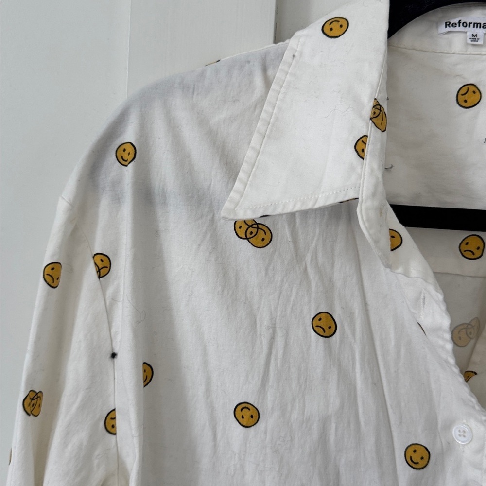 Reformation Will Smiley Button Front Shirt Size M - Picture 5 of 9